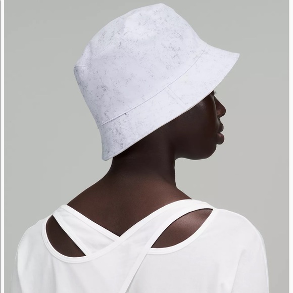 Lululemon Reversible bucket hat - Picture 3 of 4